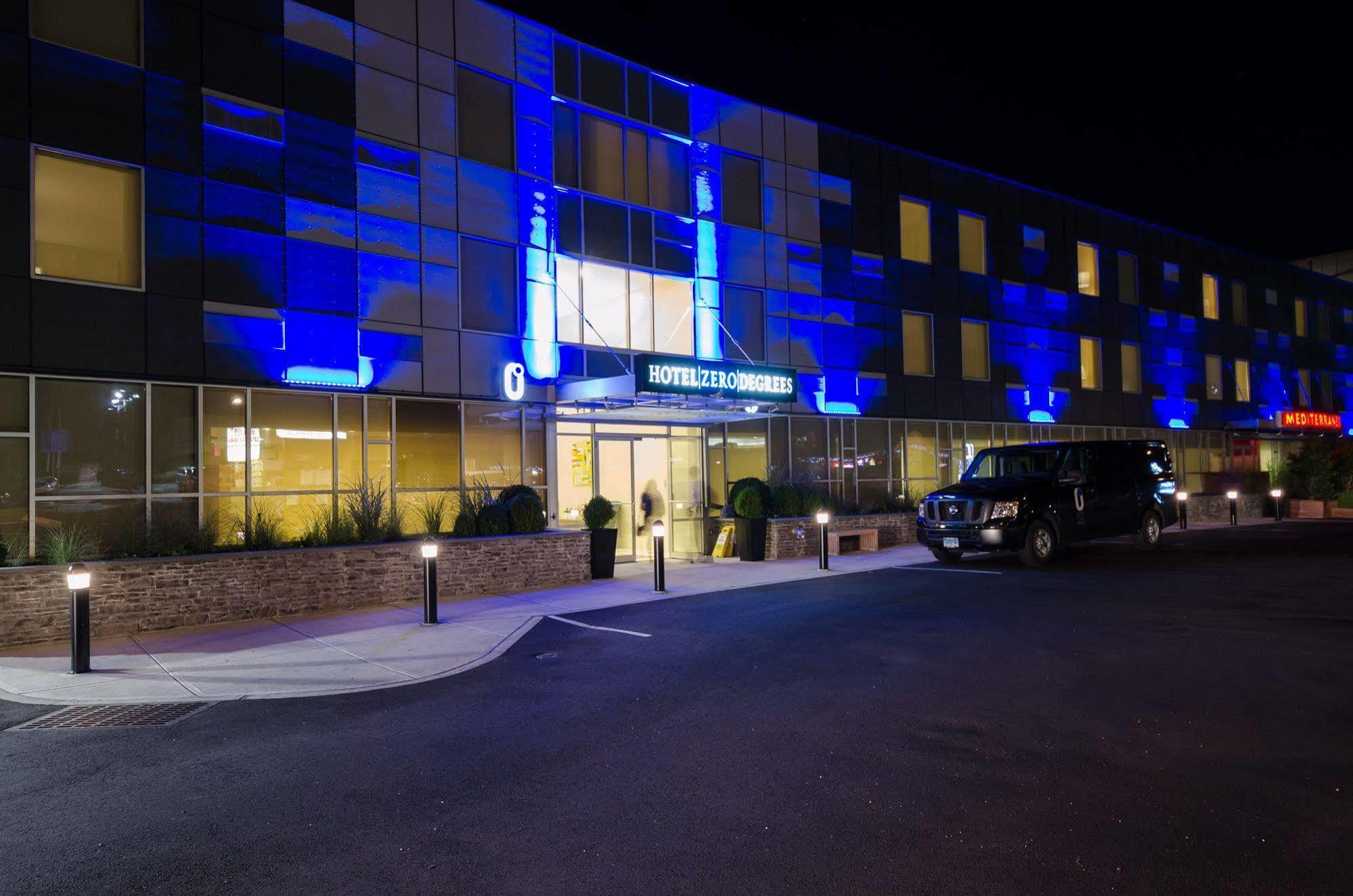 The Watershed Norwalk Otel Dış mekan fotoğraf